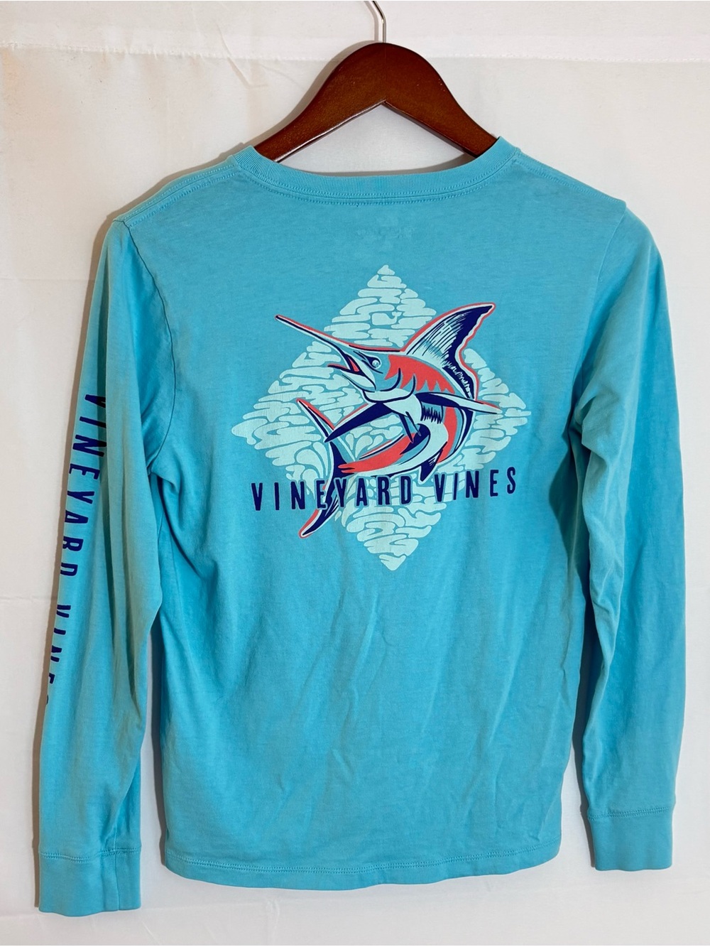 Vineyard Vines Boy's Medium Blue Long Sleeve Fishing Graphic Pocket T-Shirt